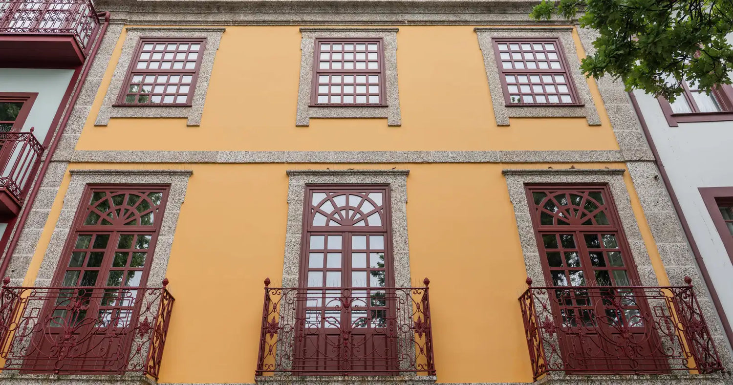 Fachada de Prédio em Guimarães com Alojamentos Locais geridos pela Host Wise