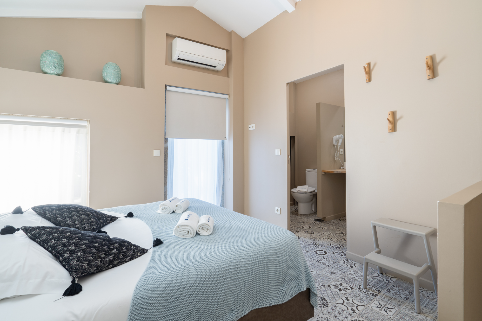 Apartamento de design luxuoso com mezanino e terraço