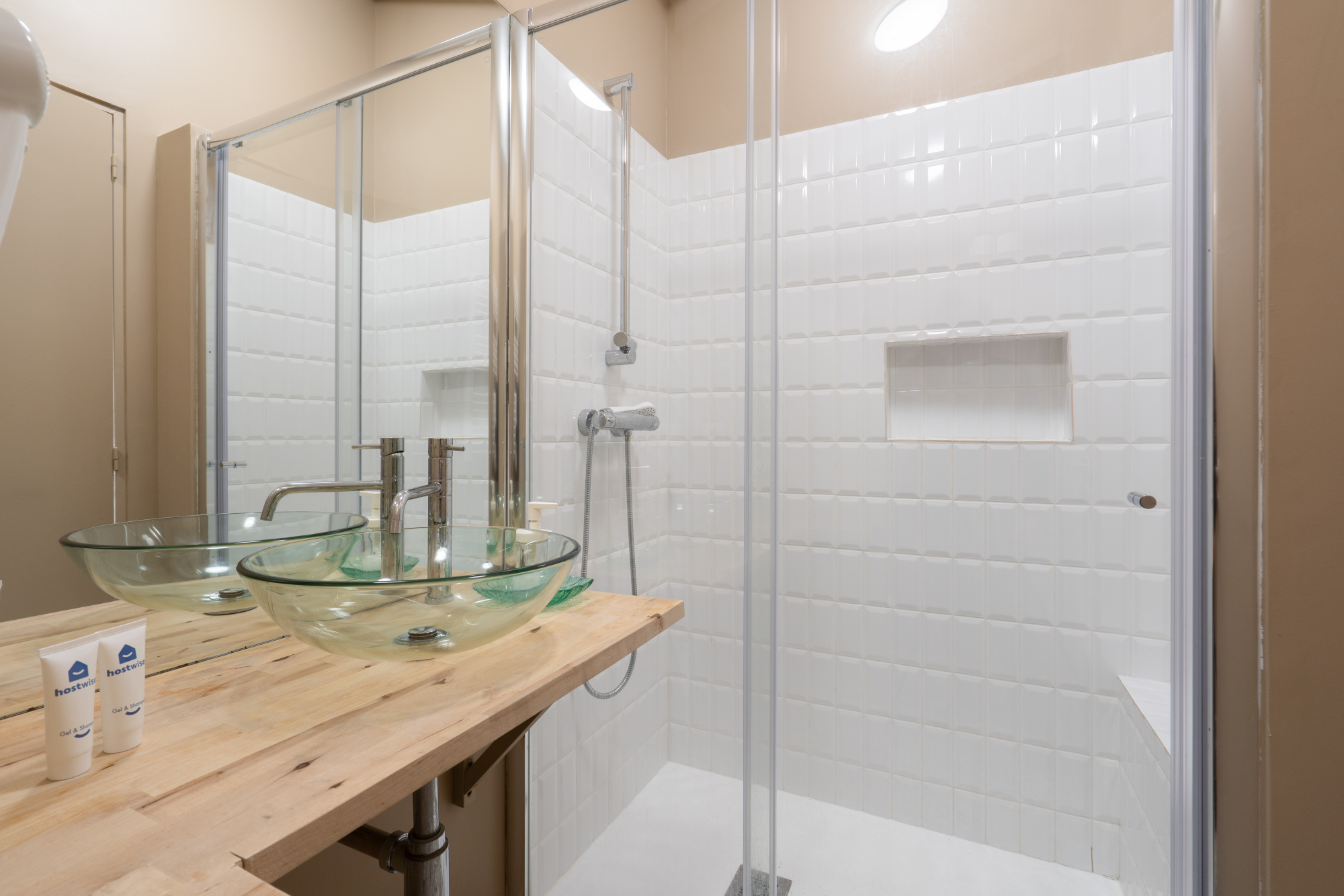 Apartamento de design luxuoso com mezanino e terraço