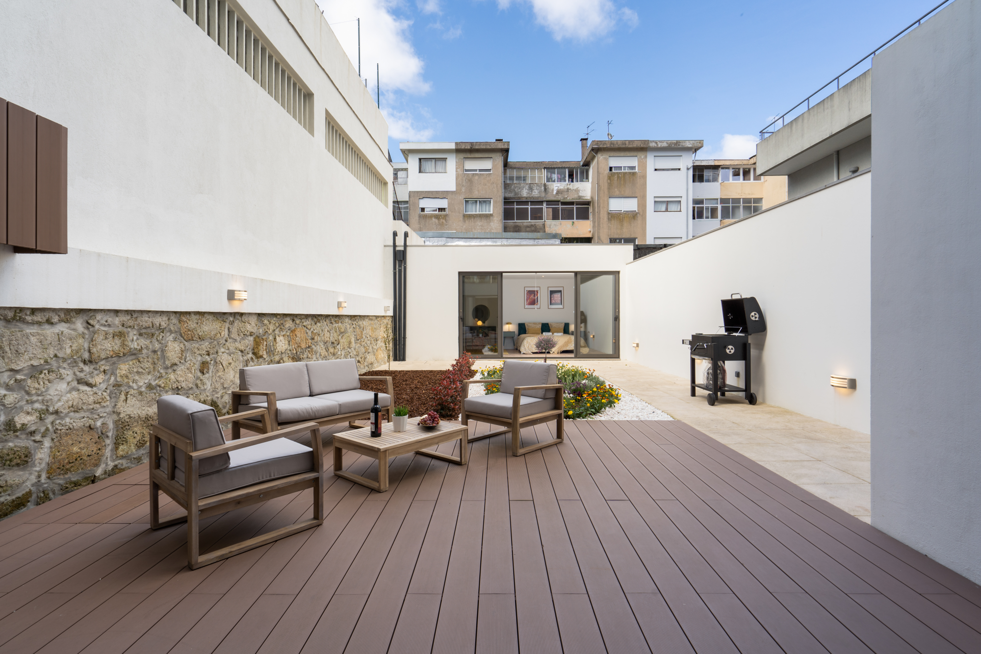 Peaceful & Luxurious Flat | Terrace