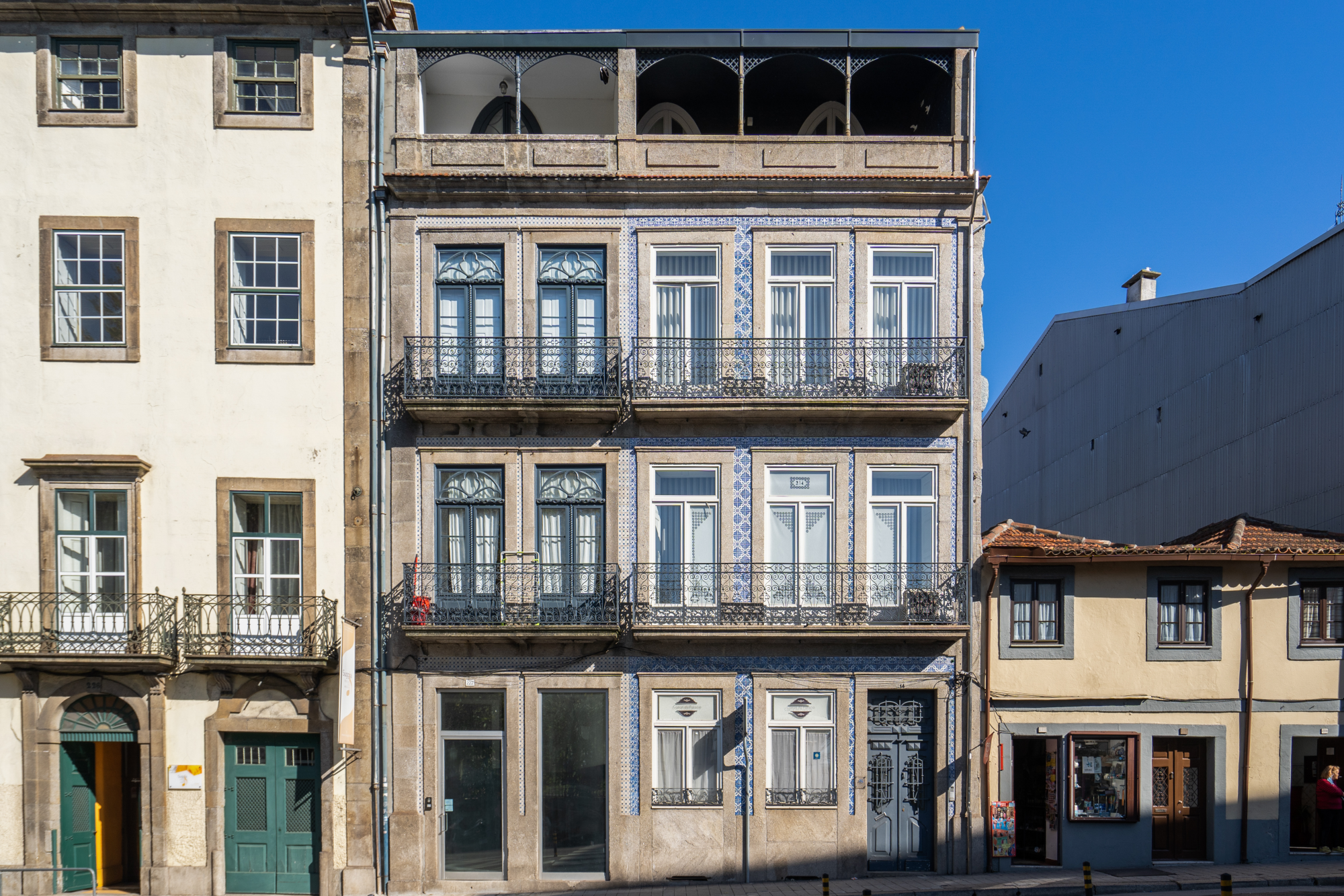 Apartamento de design luxuoso com mezanino e terraço