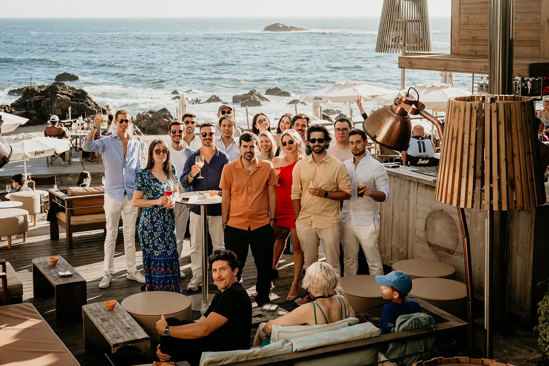 Equipa Host Wise na celebração das 500 propriedades