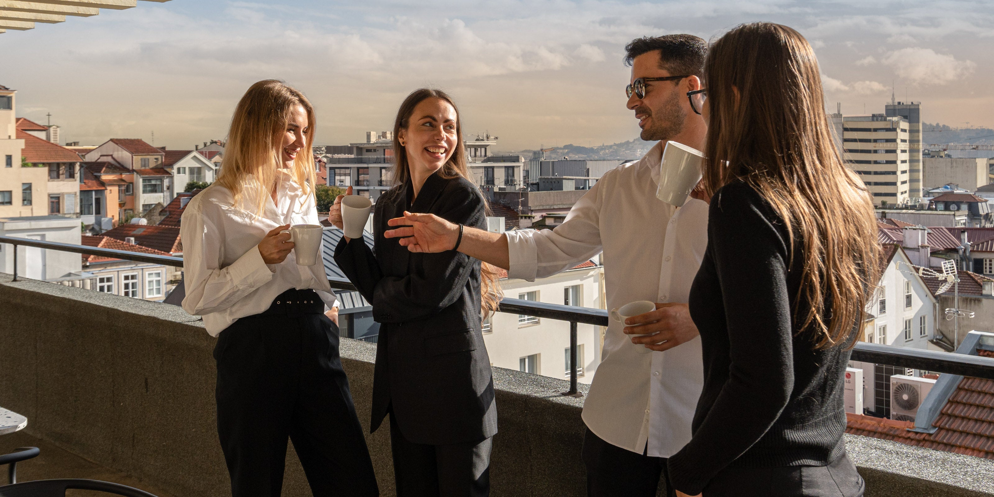 Host Wise Team - Rooftop 