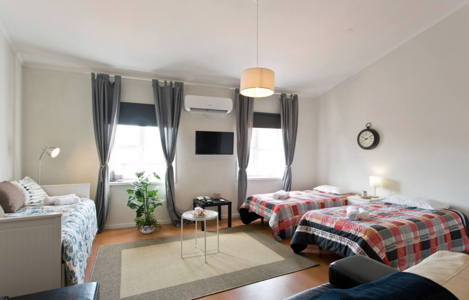 Spacious Sunny Flat | Ace Location