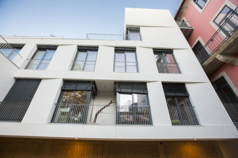 Moderno Apartamento Deslumbrante com Localização Privilegiada 